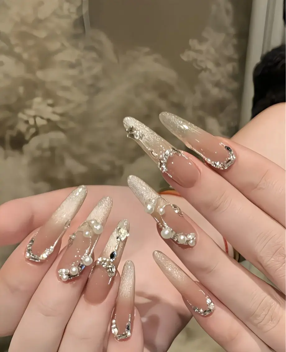 ネイル 長さ出し フレンチネイル グラデーション 卒業式 マグネットネイル ハンドネイル MIHANA NAILのネイルデザイン
