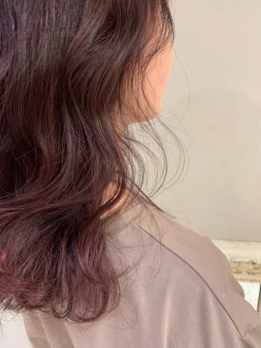 セミロング カラー ブラウンカラー ピンクカラー ピンクブラウン カット ヘアカラー トリートメント レイヤー/似合わせ &透明感カラーYUIのヘアスタイル