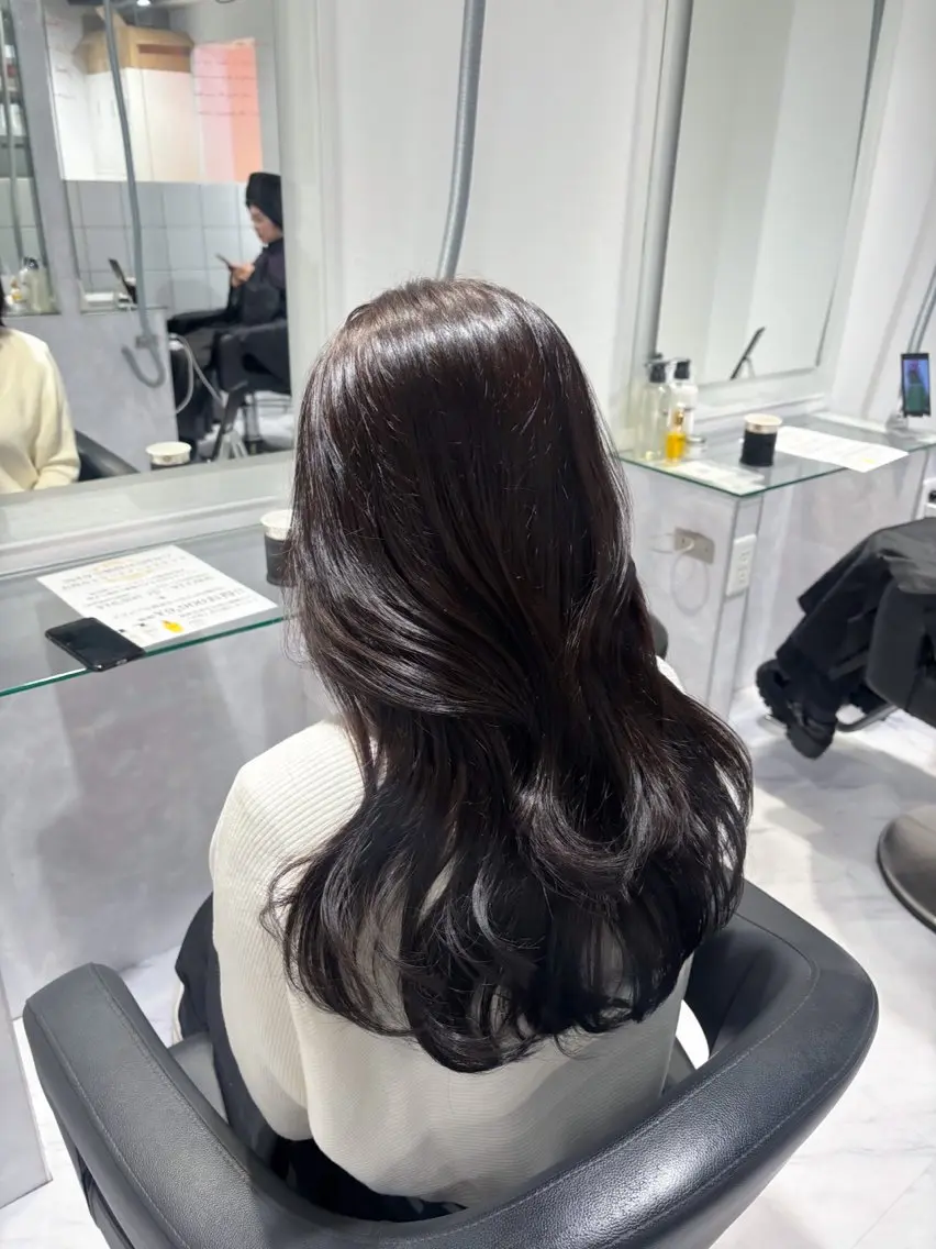 ロング カラー ヘアカラー トリートメント 髪質改善🩰透明感カ ラー🎀hinanoのヘアスタイル