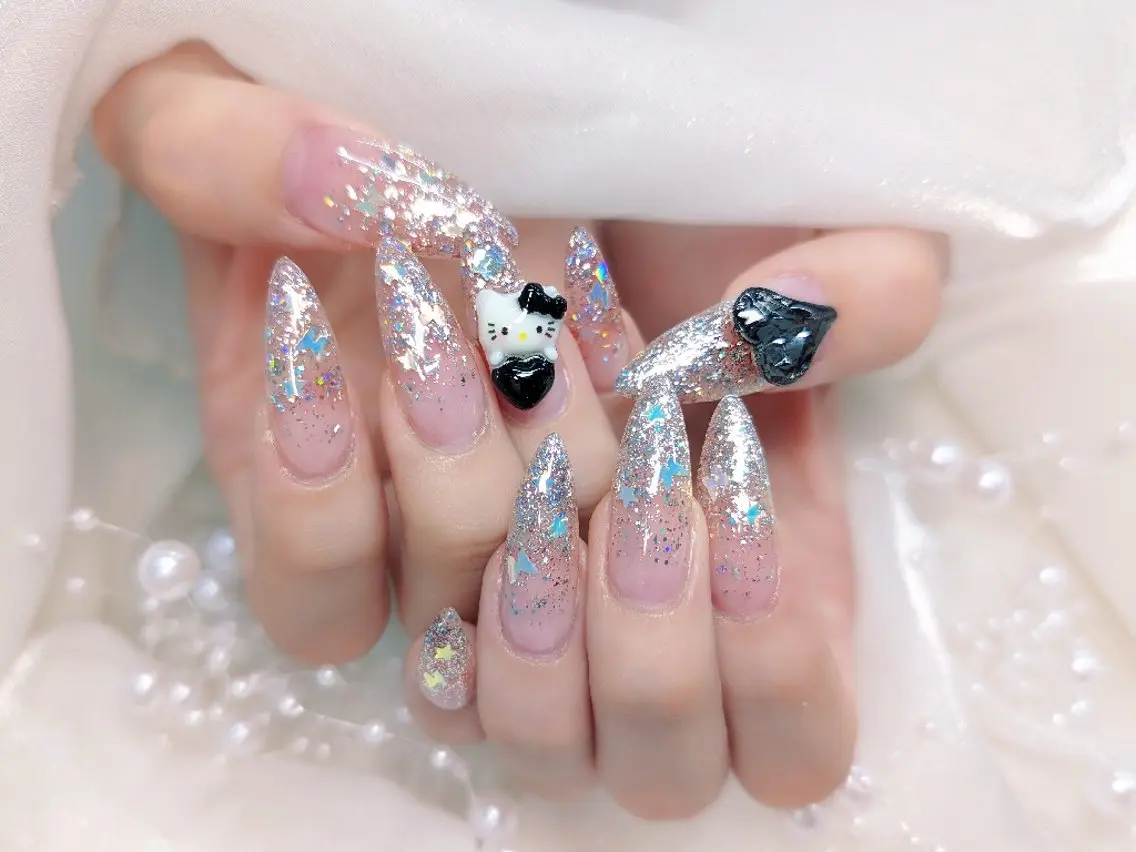 ネイル チークネイル 長さ出し フラッシュネイル フレンチネイル ジェルネイル Chouette Nailのネイルデザイン