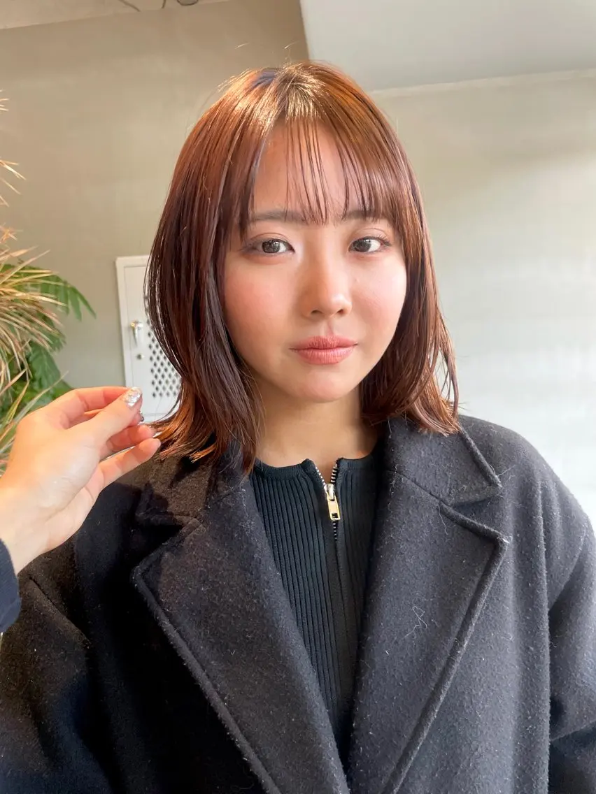 ミディアム 中村 玲音のヘアスタイル