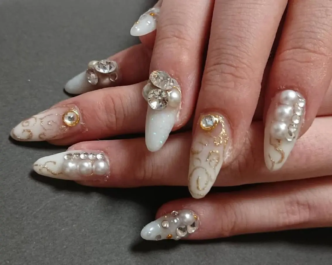 ネイル キラキラネイル Lilith Nailのネイルデザイン