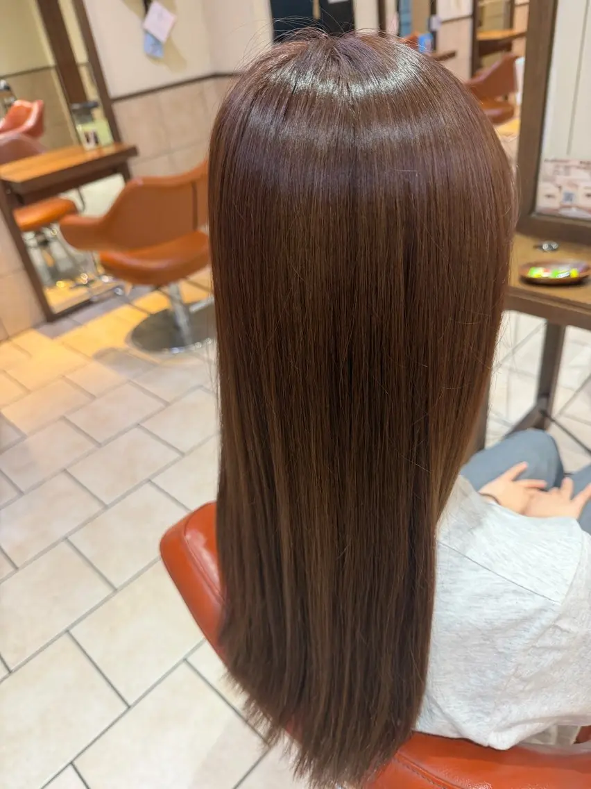 ロング カラー ブラウンカラー ピンクカラー ピンクブラウン ヘアカラー 井上 琉菜のヘアスタイル