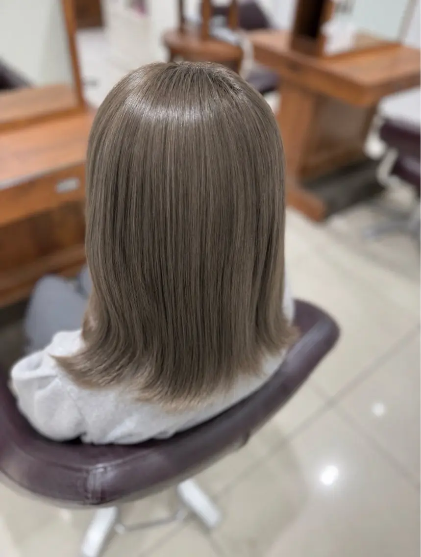 ミディアム ヘアカラー ベージュ🤎/透明感 /ゆき🍀のヘアスタイル