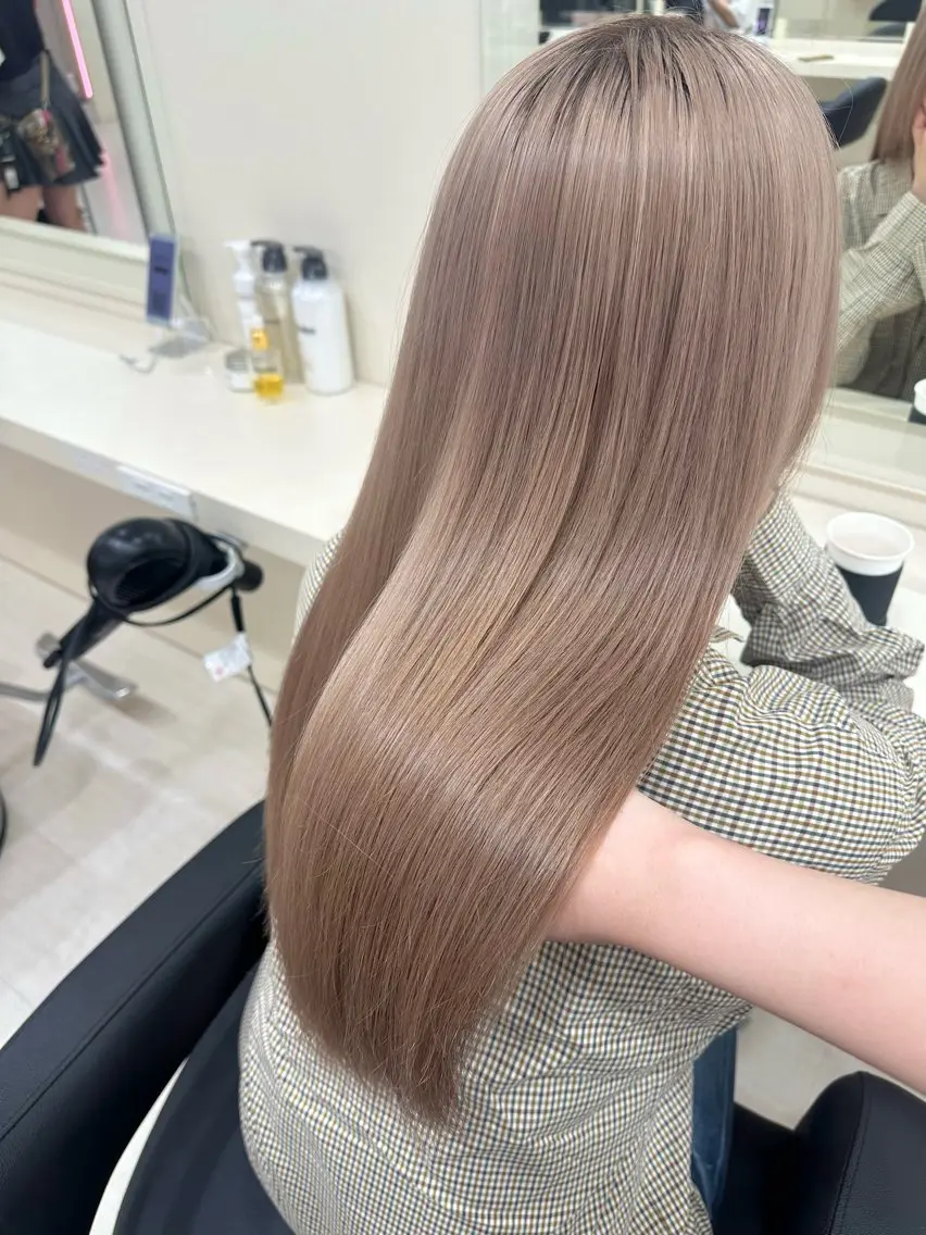 【🧚‍♀️ブリーチありWカラー🧚‍♀️】ケアブリーチ込み‼️髪の毛明るくしたい方、寒色系したい方はこちら🎶💞の写真