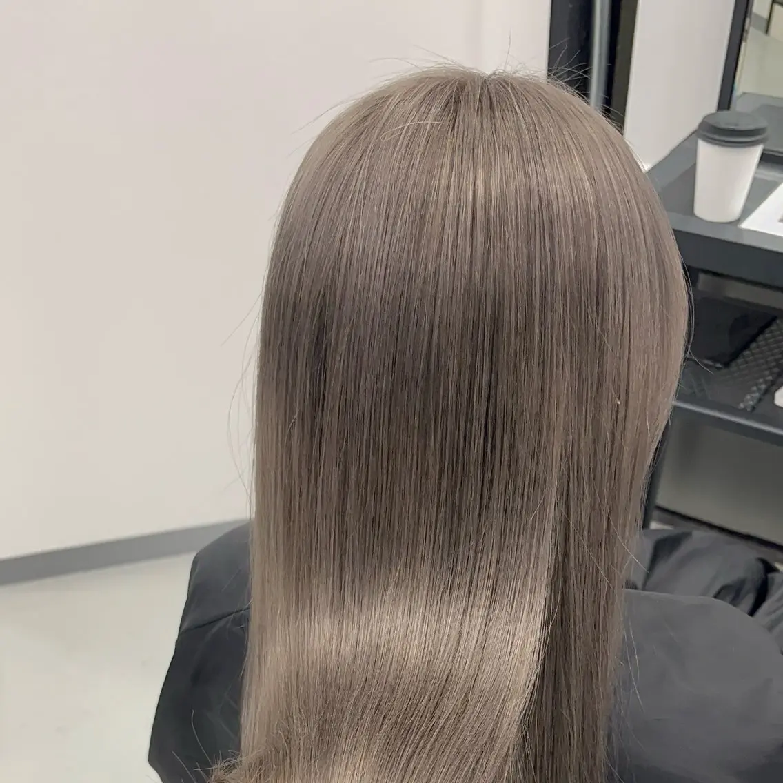 ロング カラー ヘアカラー gisele / アシスタント千葉洋佑のヘアスタイル