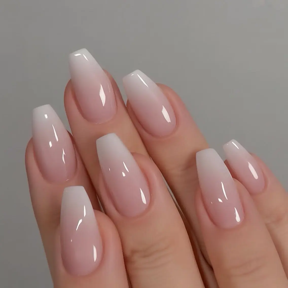ネイル アートネイル フラワーネイル ジェルネイル キラキラネイル 韓国ネイル ハンドネイル Nova Nail Studioのネイルデザイン