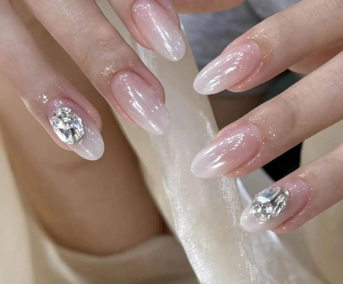 ネイル ハンドネイル エリ🫧 nail池袋東口のネイルデザイン
