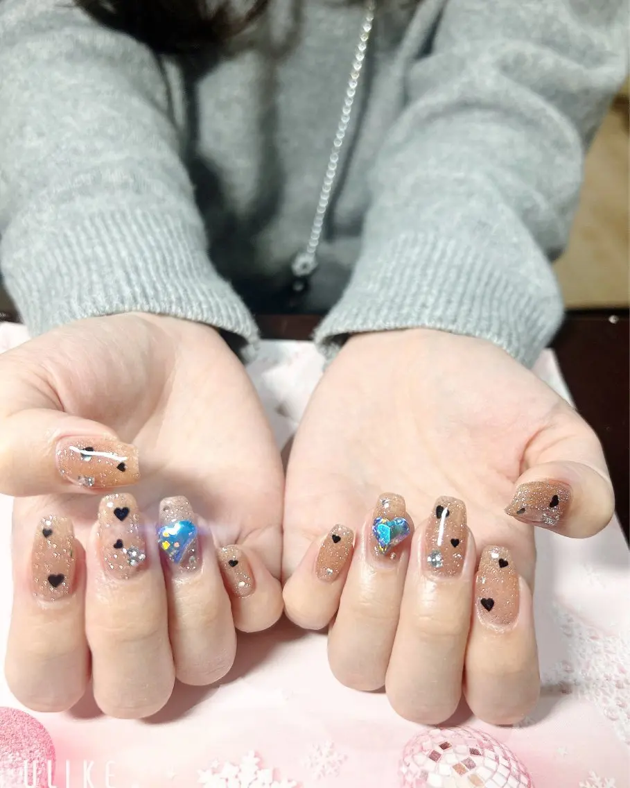 ネイル ハート ハンドネイル 吉野✨ ネイルデザイナー✨のネイルデザイン
