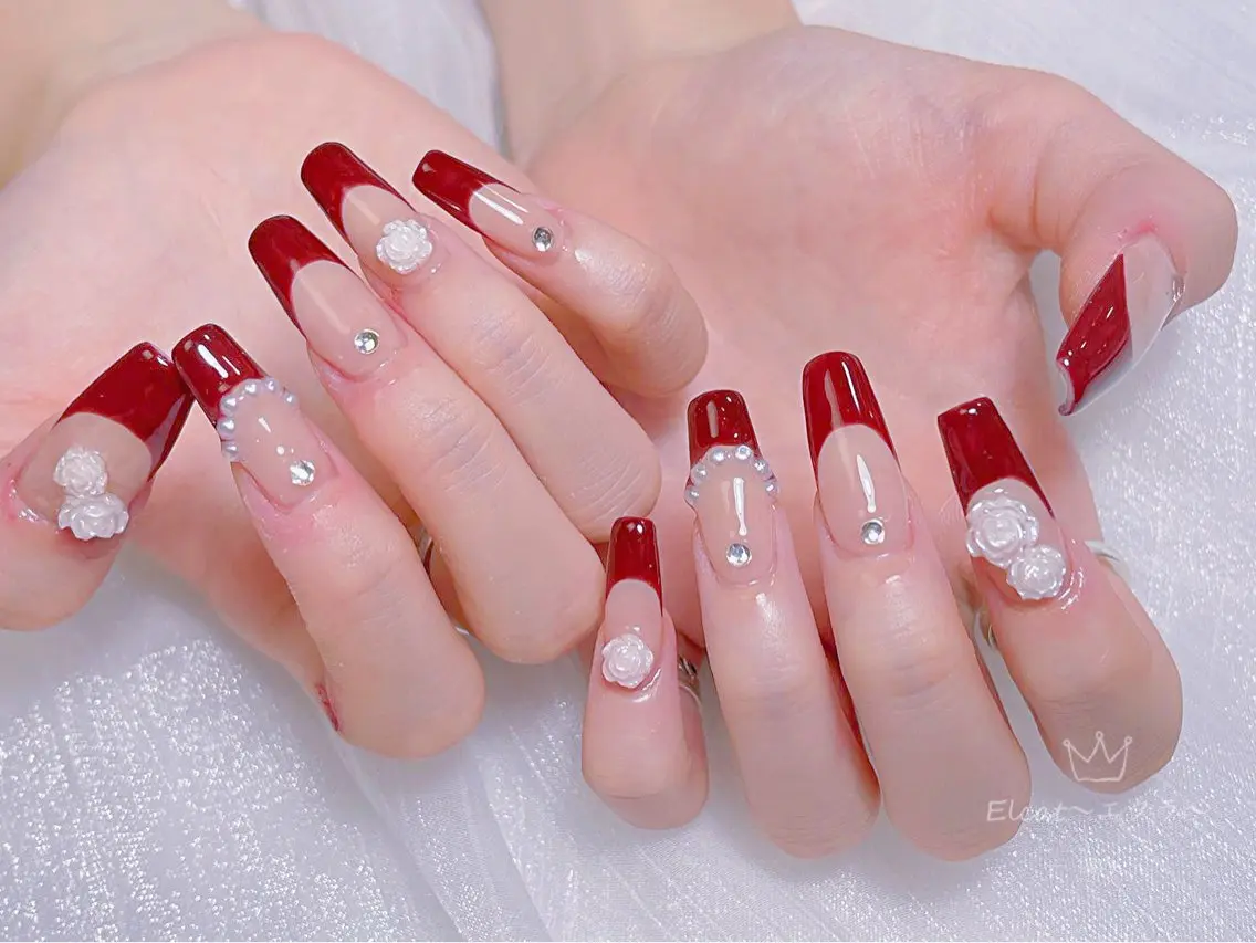 ネイル ネイルサロン エクラ 🌹【スカルプ専門】のネイルデザイン