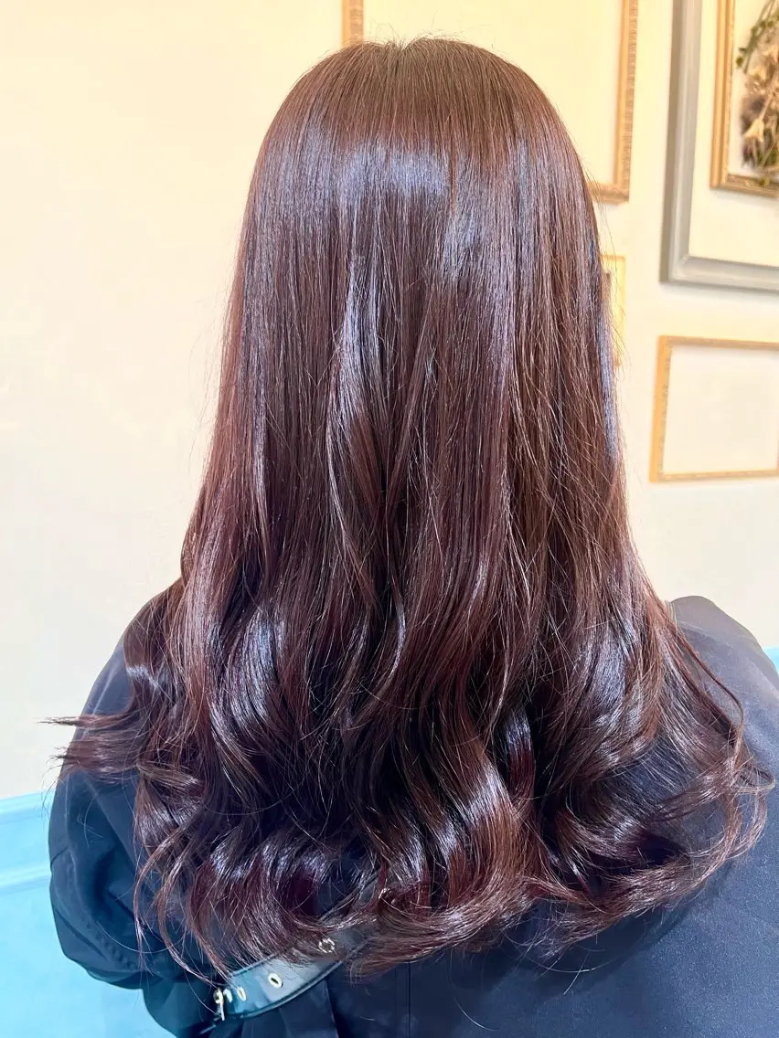 ロング カラー ピンクカラー 城 梨音のヘアスタイル