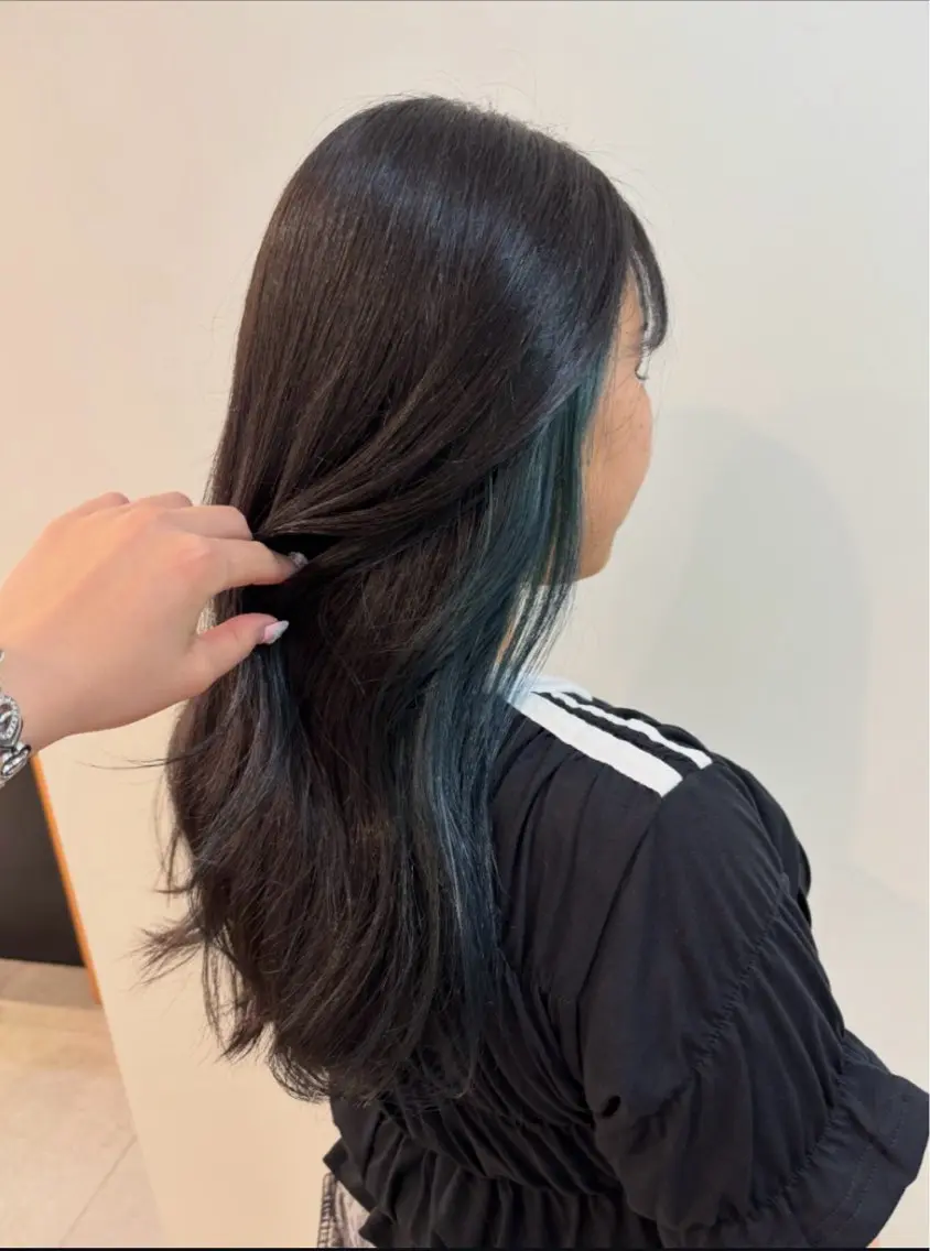 ロング カラー ヘアカラー KOUYU(ému) 伏見/カラーモデルのヘアスタイル