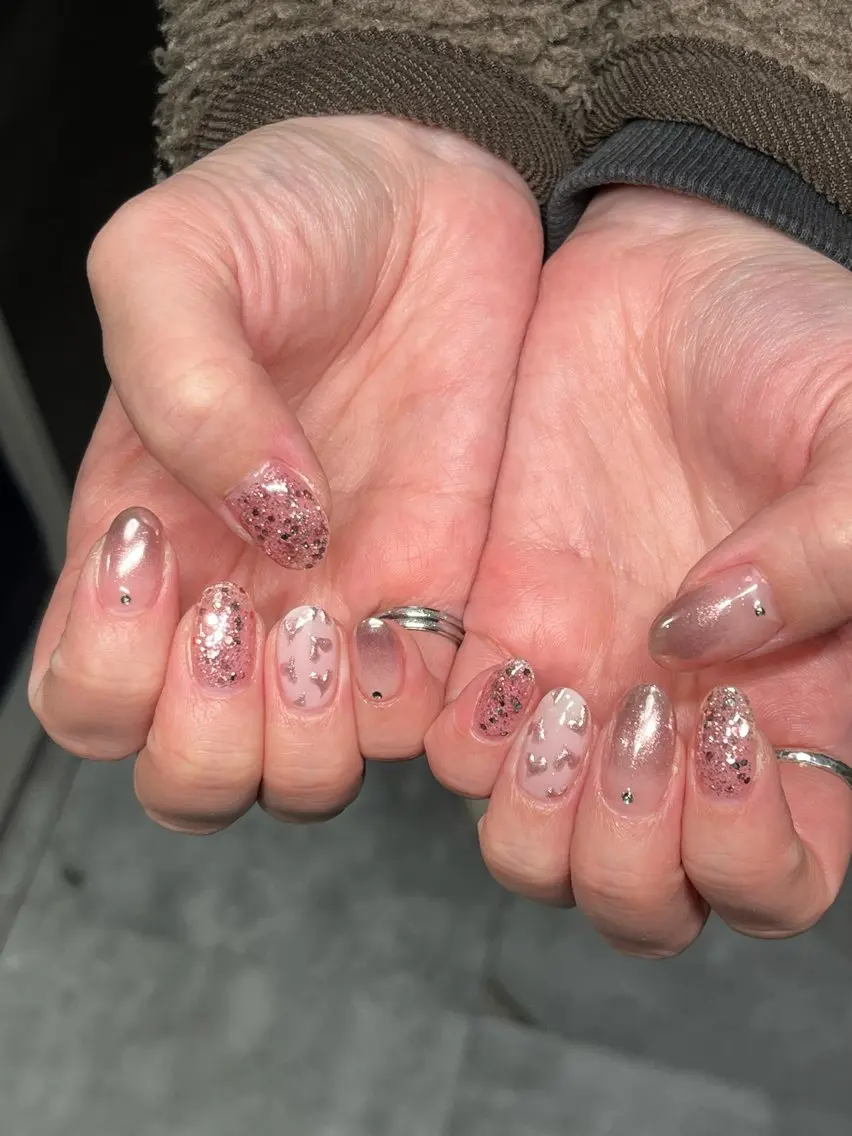 ネイル ミラーネイル ピンク ハンドネイル NailByua 武蔵新城徒歩4分のネイルデザイン
