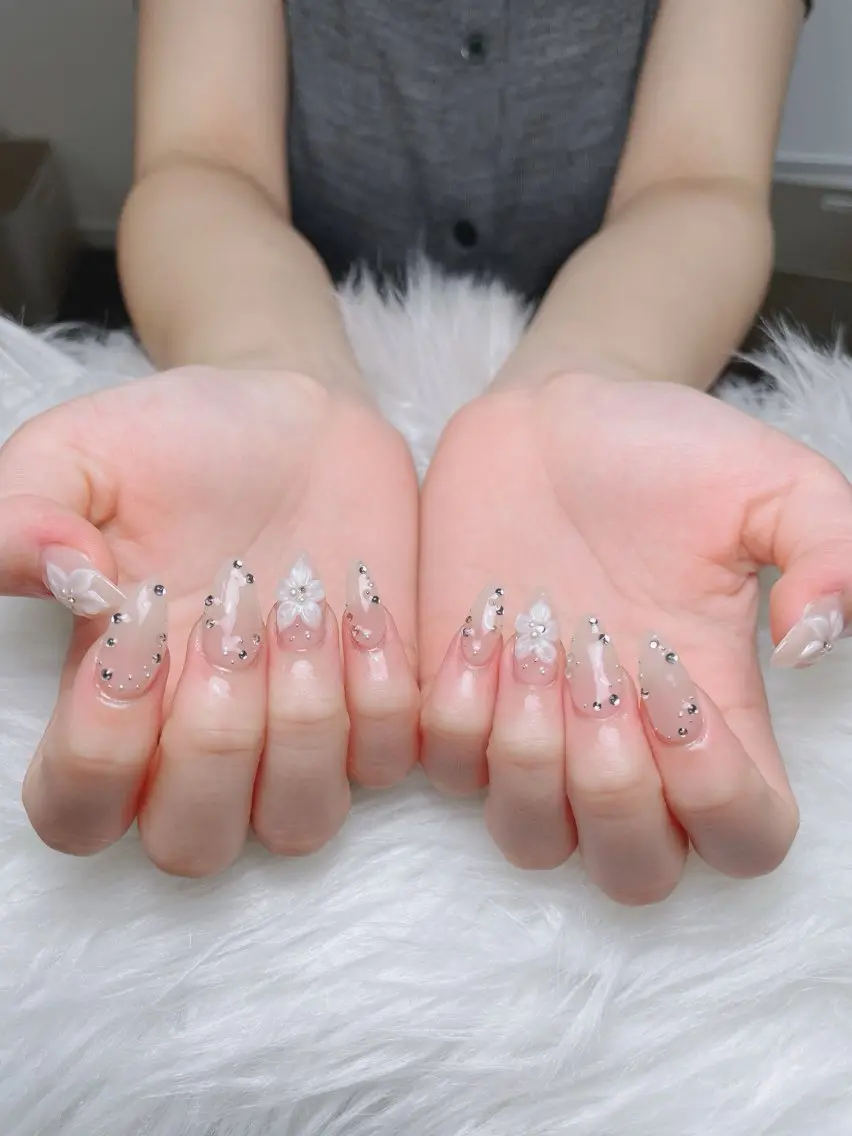 ネイル ガーリー ハート 韓国ネイル ニュアンスネイル リボン ハンドネイル Sora nail 長さ出し専門店のネイルデザイン