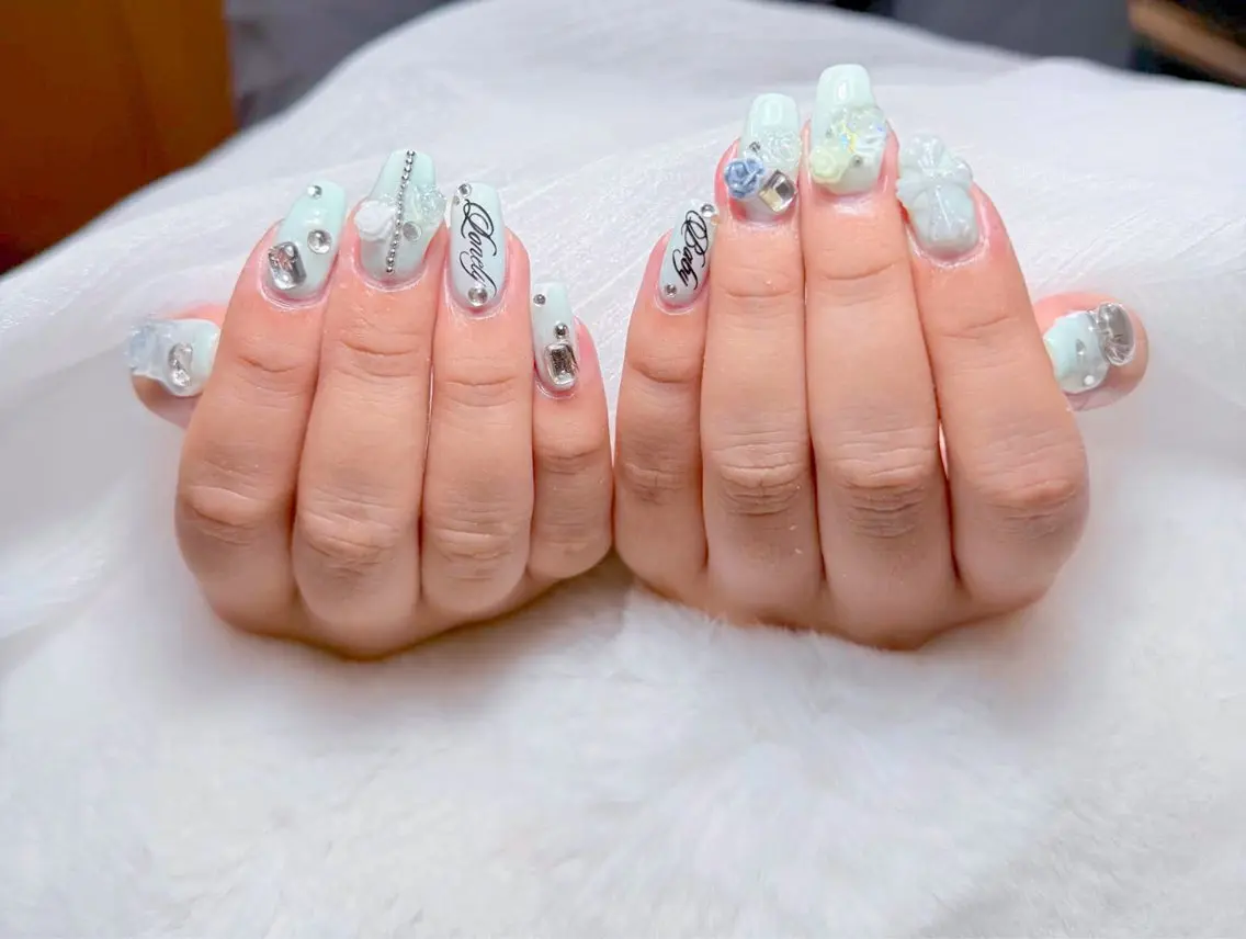 ネイル Hana Nailのネイルデザイン
