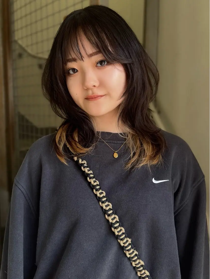 【🪄ワンポイント垢抜け🧚‍♀️】デザインポイントブリーチ➕似合わせカラー➕韓国レイヤーカットの写真