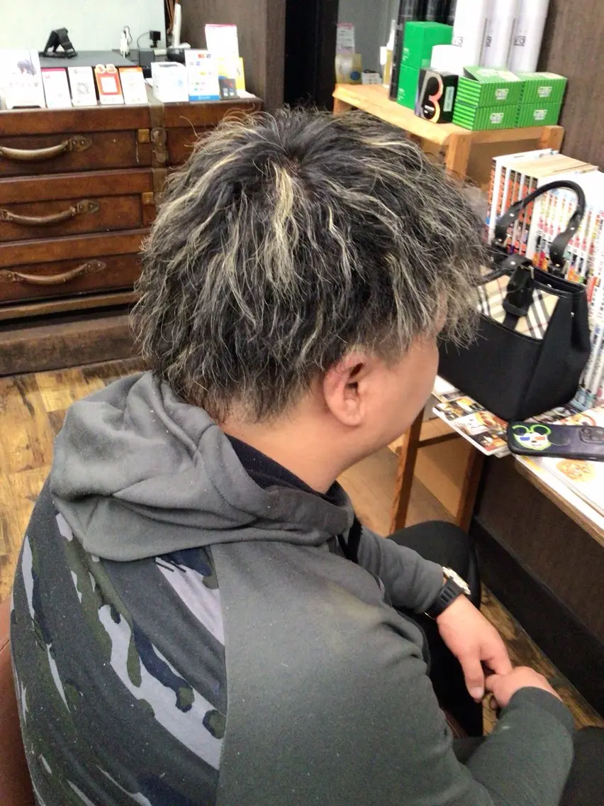 ショート ツイストパーマ パーマ 香川 裕基のヘアスタイル