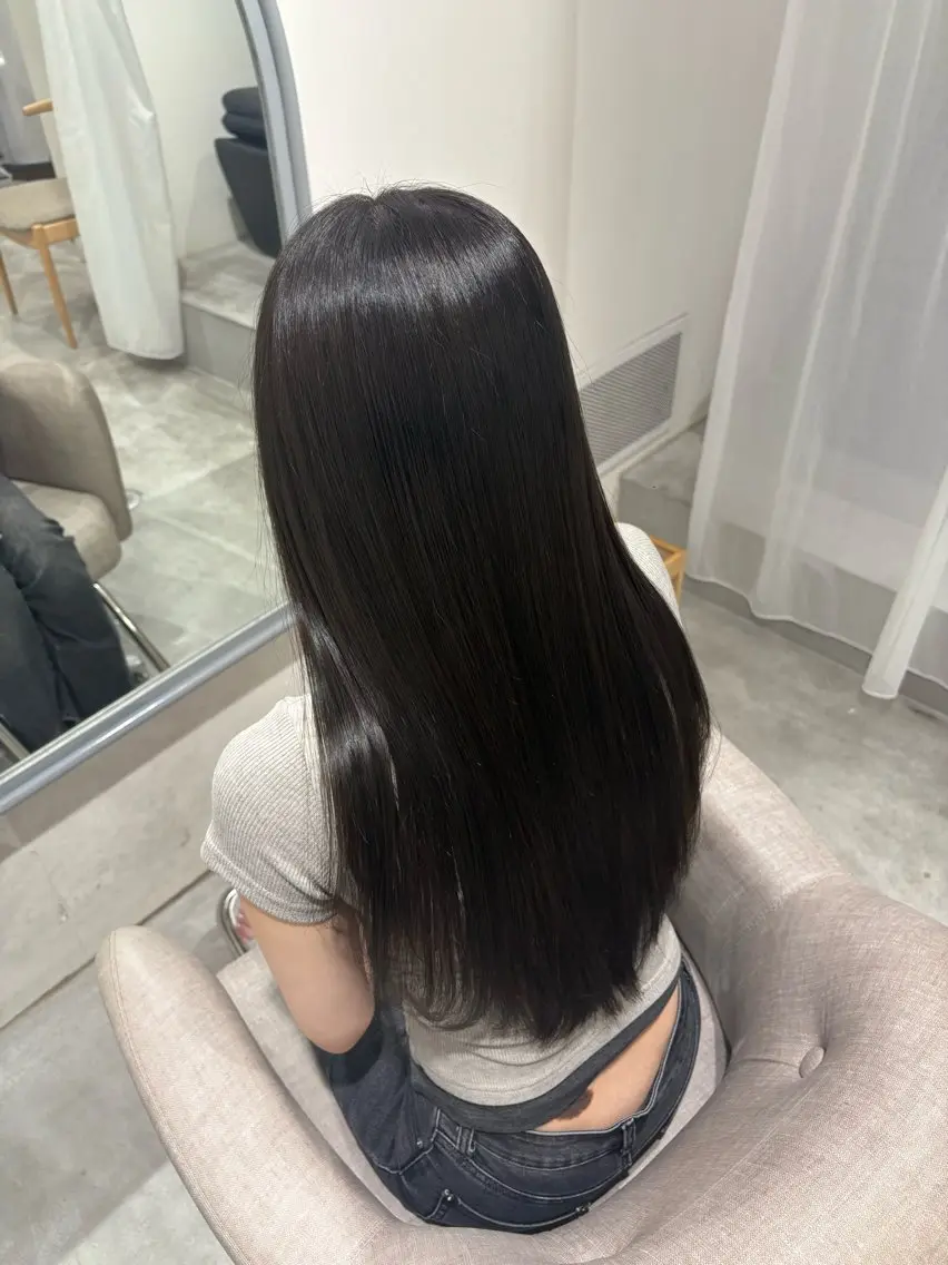 ロング 髪質改善×韓国艶髪 カラー ヒナタ🍒のヘアスタイル