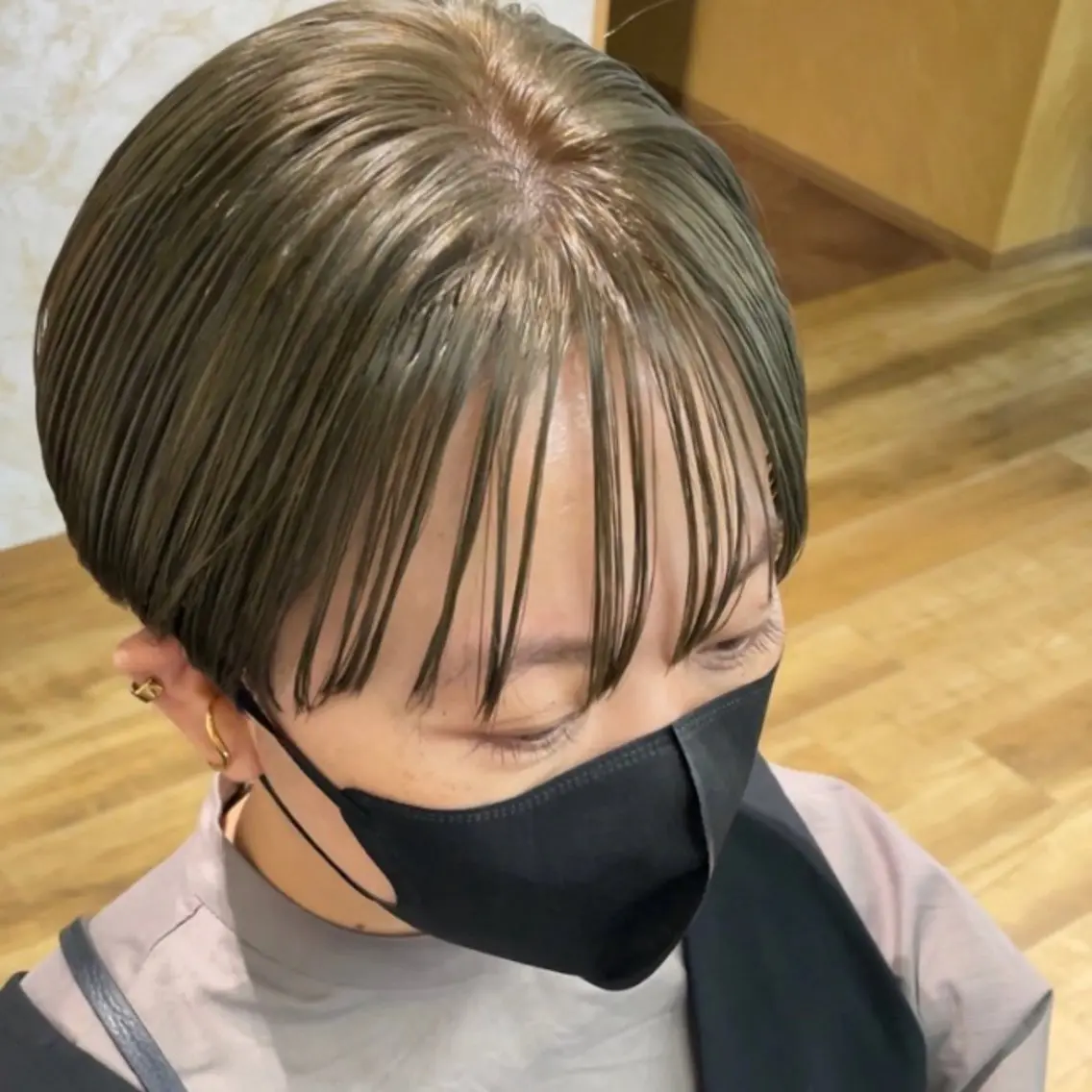 ショート カラー ショートヘア Unique ユニークのヘアスタイル