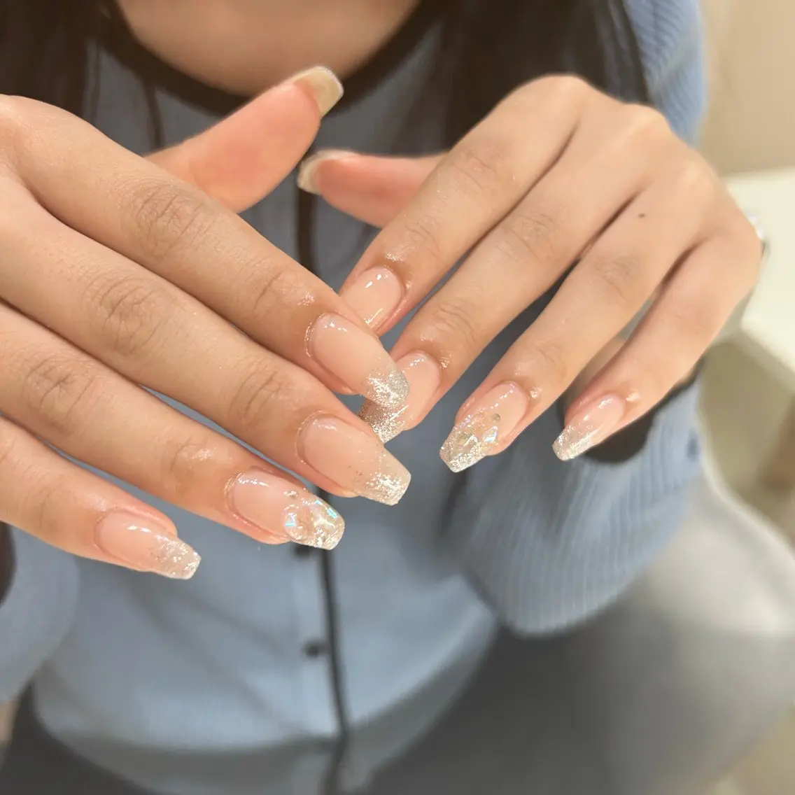 ネイル ブルー フットネイル ジェルネイル キラキラネイル 韓国ネイル RooM -mizuki-のネイルデザイン