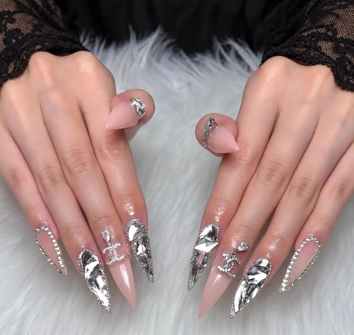 ネイル 韓国ネイル マグネットネイル 持ち込み ハンドネイル RINA Nailのネイルデザイン