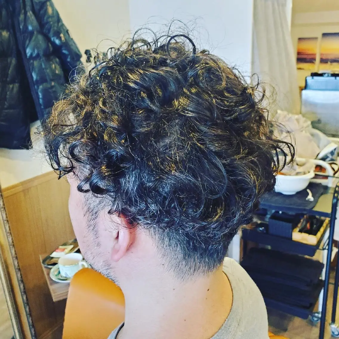 パーマ ショート メンズ メンズブリーチ メンズパーマ 外国人風カラー トリートメント 酸熱トリートメント カット パーマ spa hair ark 富井直美のヘアスタイル