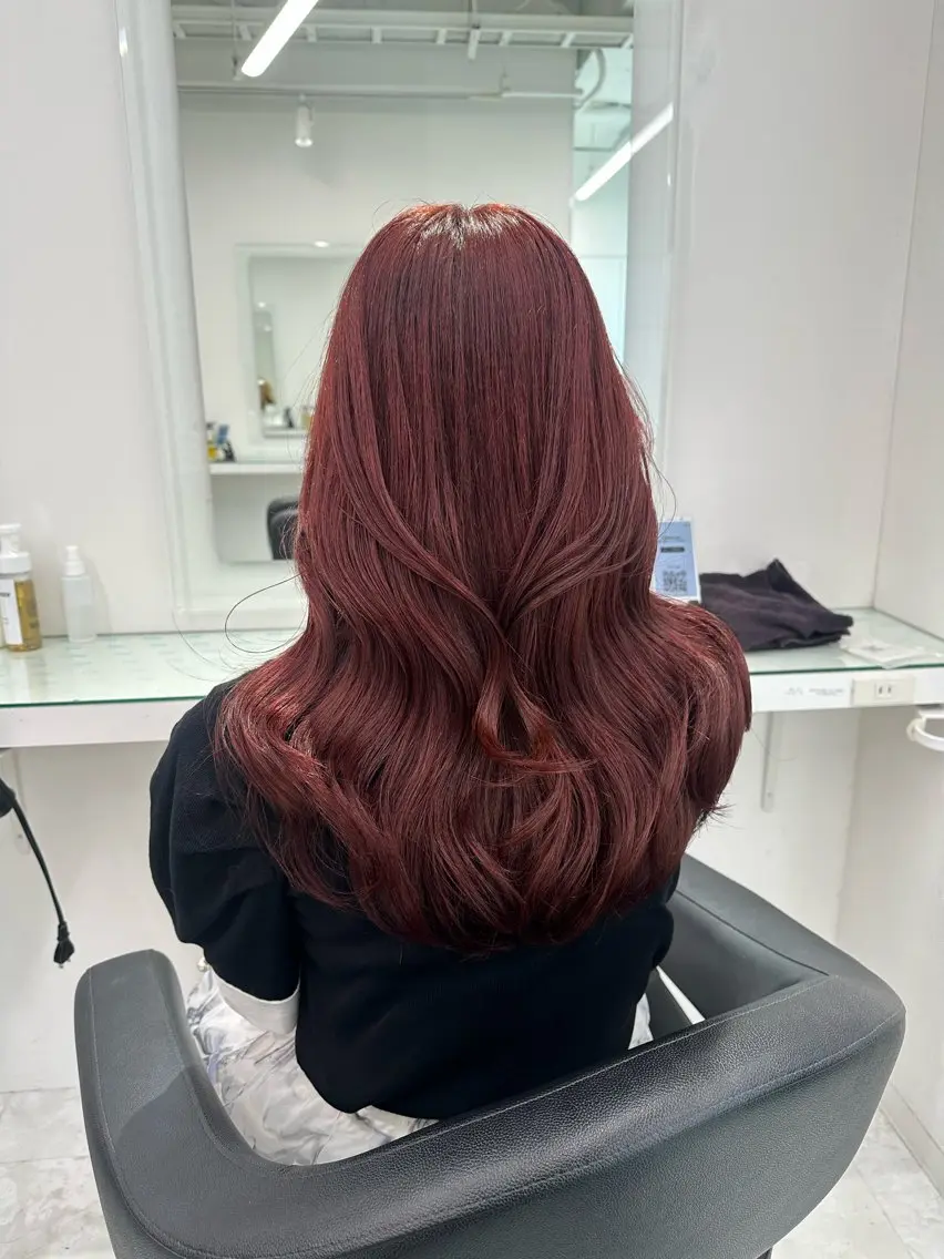 ロング カラー ヘアカラー トリートメント トレンド暖色ヘア🍒 miu🍒のヘアスタイル
