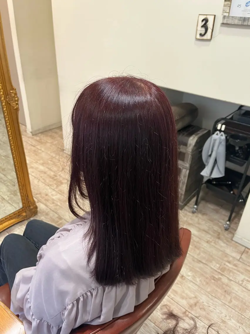 ミディアム カット 縮毛矯正 トリートメント 【艶髪カラー】 omiのヘアスタイル