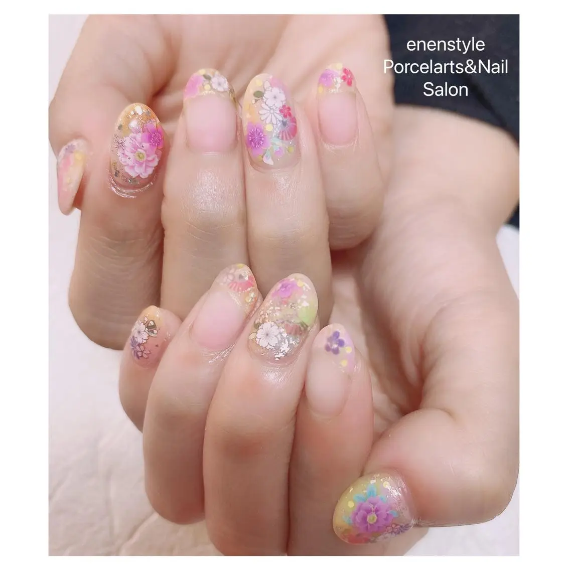 ミディアム ネイル ハンドネイル 🐾enen style 🐾のネイルデザイン