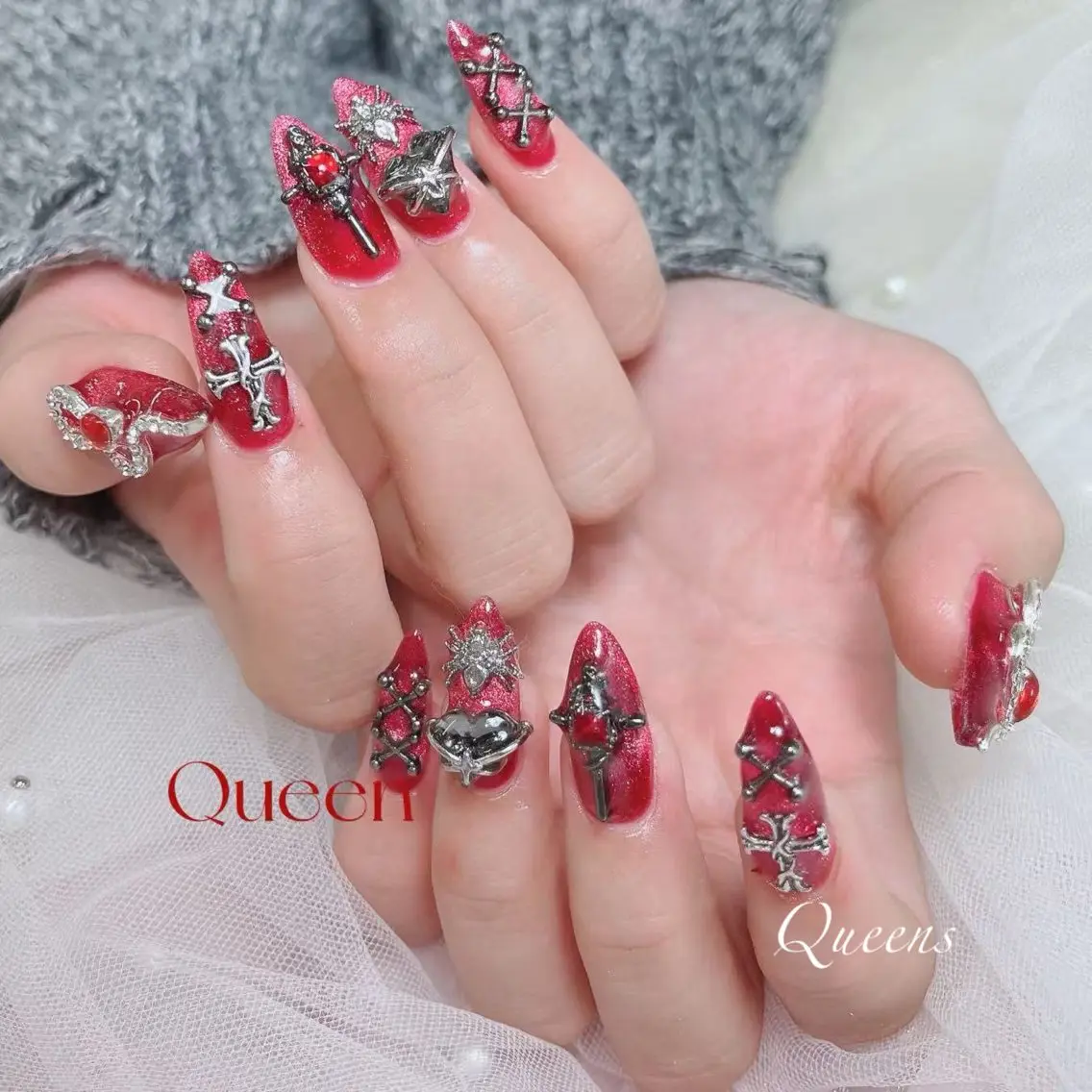 ネイル ハンドネイル Queens ひなのネイルデザイン