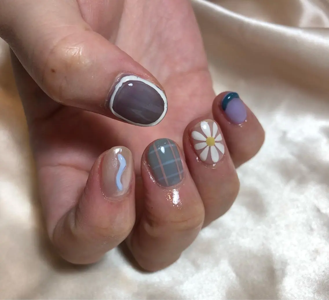 ネイル パラあり！フィルイン 美フォルムのネイルデザイン