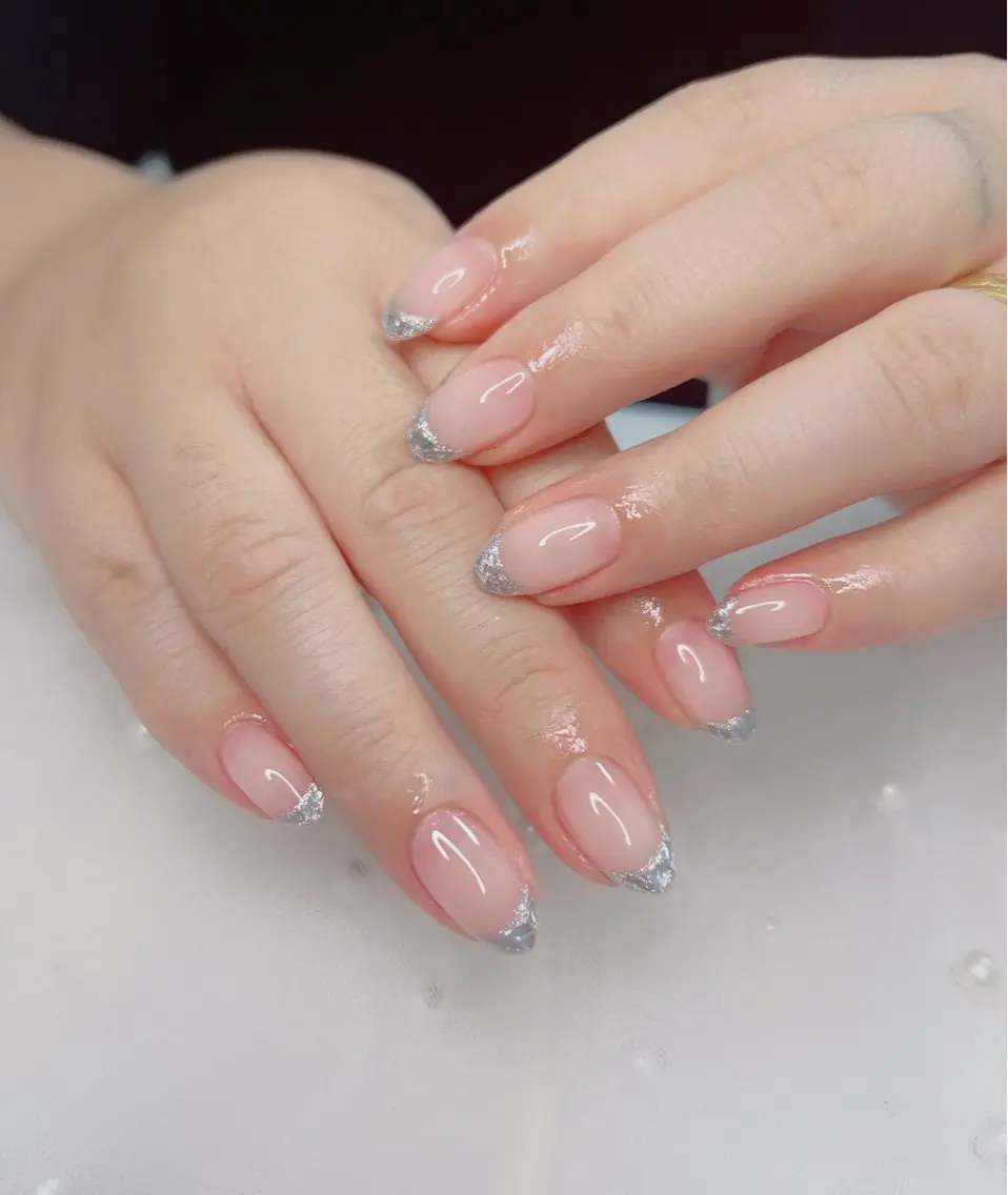 ネイル オーロラネイル 長さ出し フットネイル 韓国ネイル ラメ(グリッター) ハンドネイル 👍thumbs up nail👍のネイルデザイン