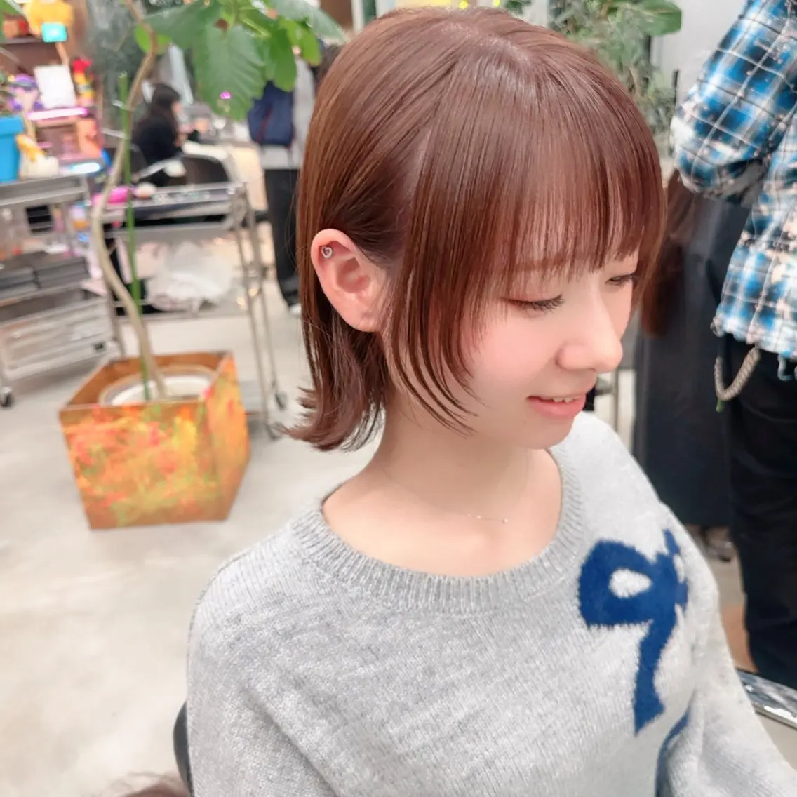 ショート カラー 岡野 静華のヘアスタイル