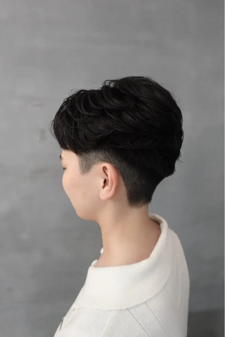 メンズ パーマ 水野 杏香のヘアスタイル