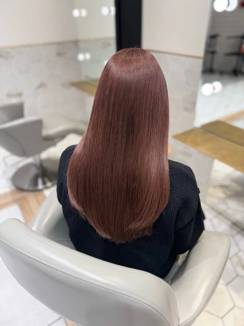 ロング カラー ベージュカラー ピンクカラー ピンクベージュ costes 今井芽依のヘアスタイル