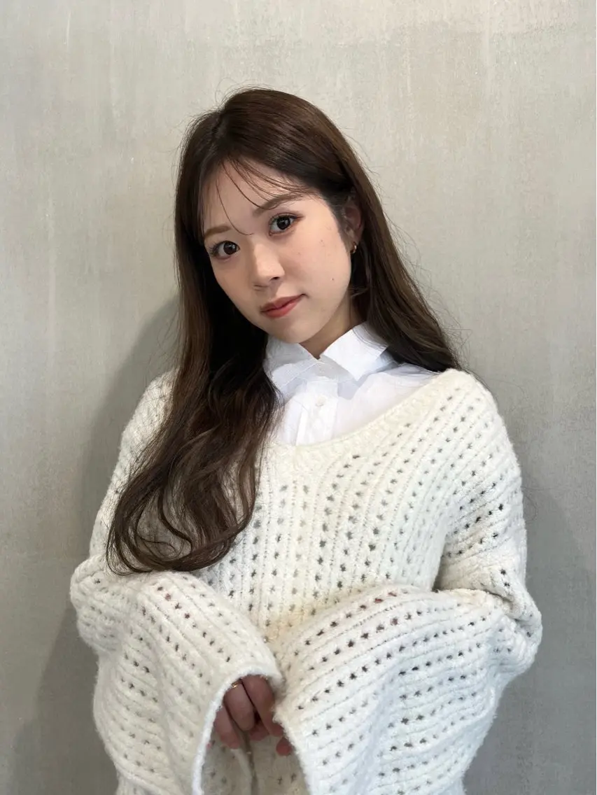 ロング L'Atelier MIAYAのヘアスタイル