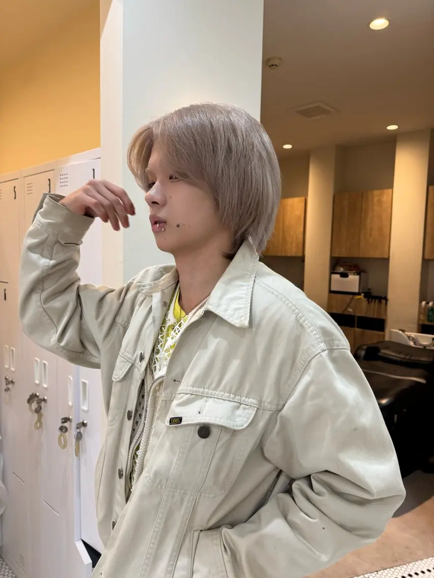 カラー ヘアカラー 山下 莉歩のヘアスタイル