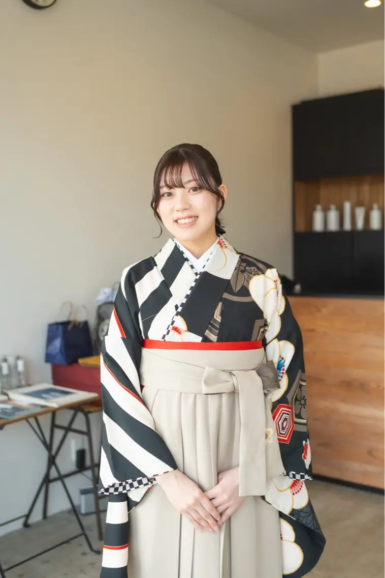 plus HAIR いずみのヘアスタイル