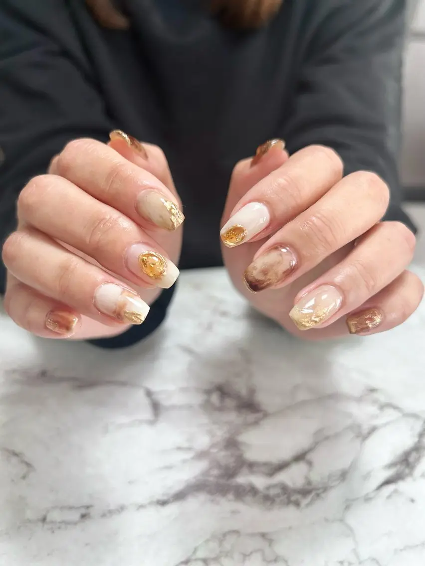 ネイル ニュアンスネイル ハンドネイル フットネイル TESORO nailのネイルデザイン