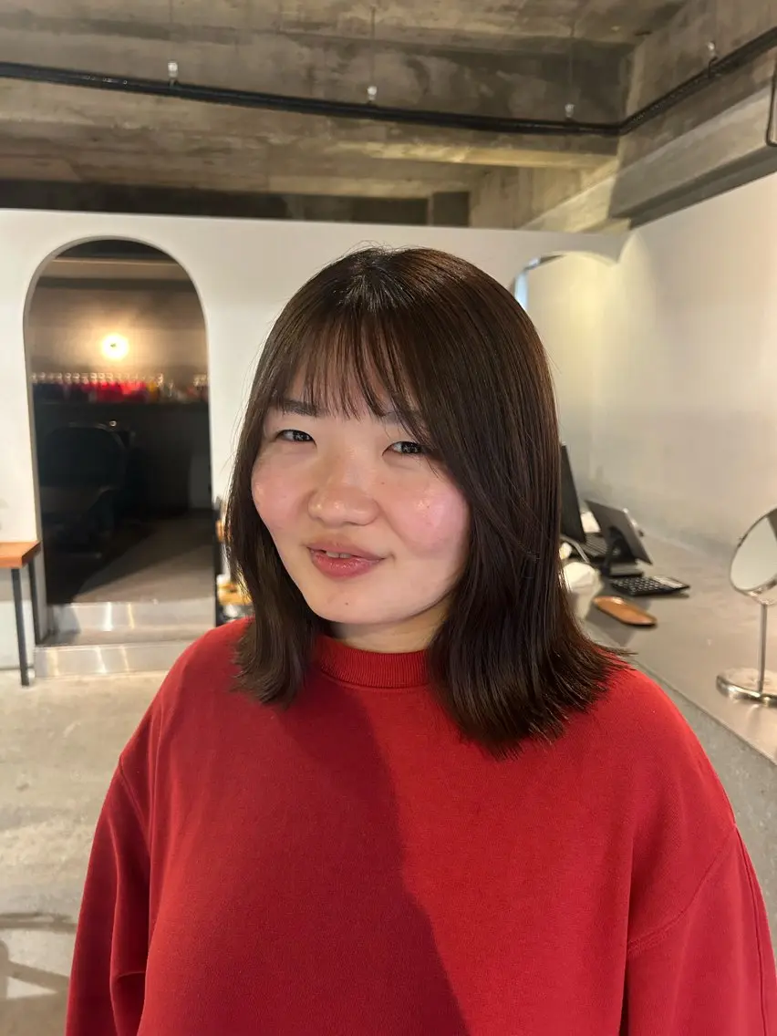 ミディアム カラー ブラウンカラー カット ヘアカラー トリートメント twig 山田 永嶋芽衣のヘアスタイル