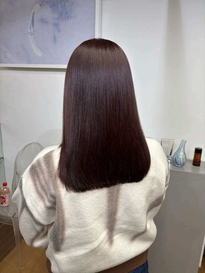 セミロング カラー ボルドーカラー 似合わせカット ツヤカラー/和田陽向のヘアスタイル