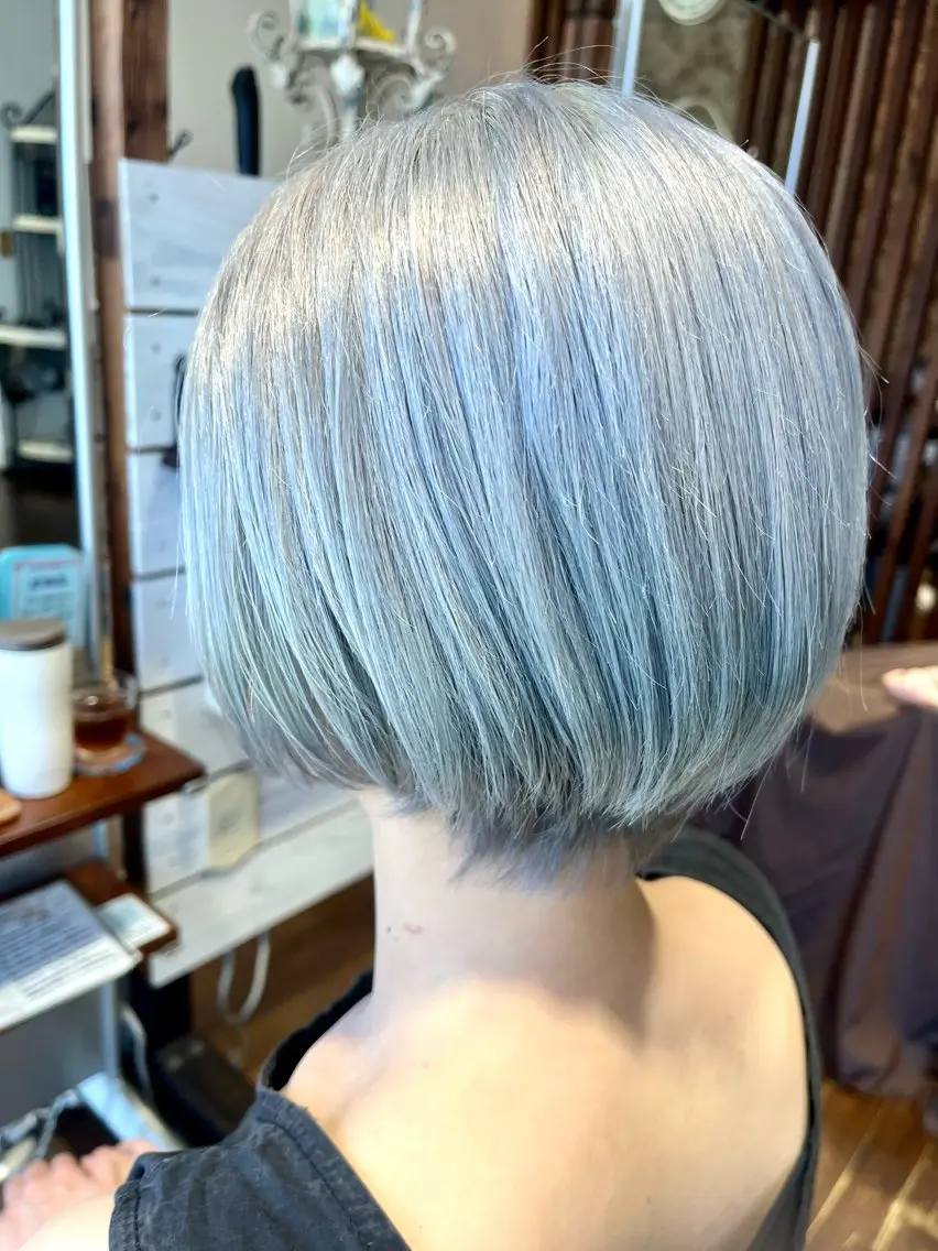 ショート カット ヘアカラー 遠山 祐樹のヘアスタイル