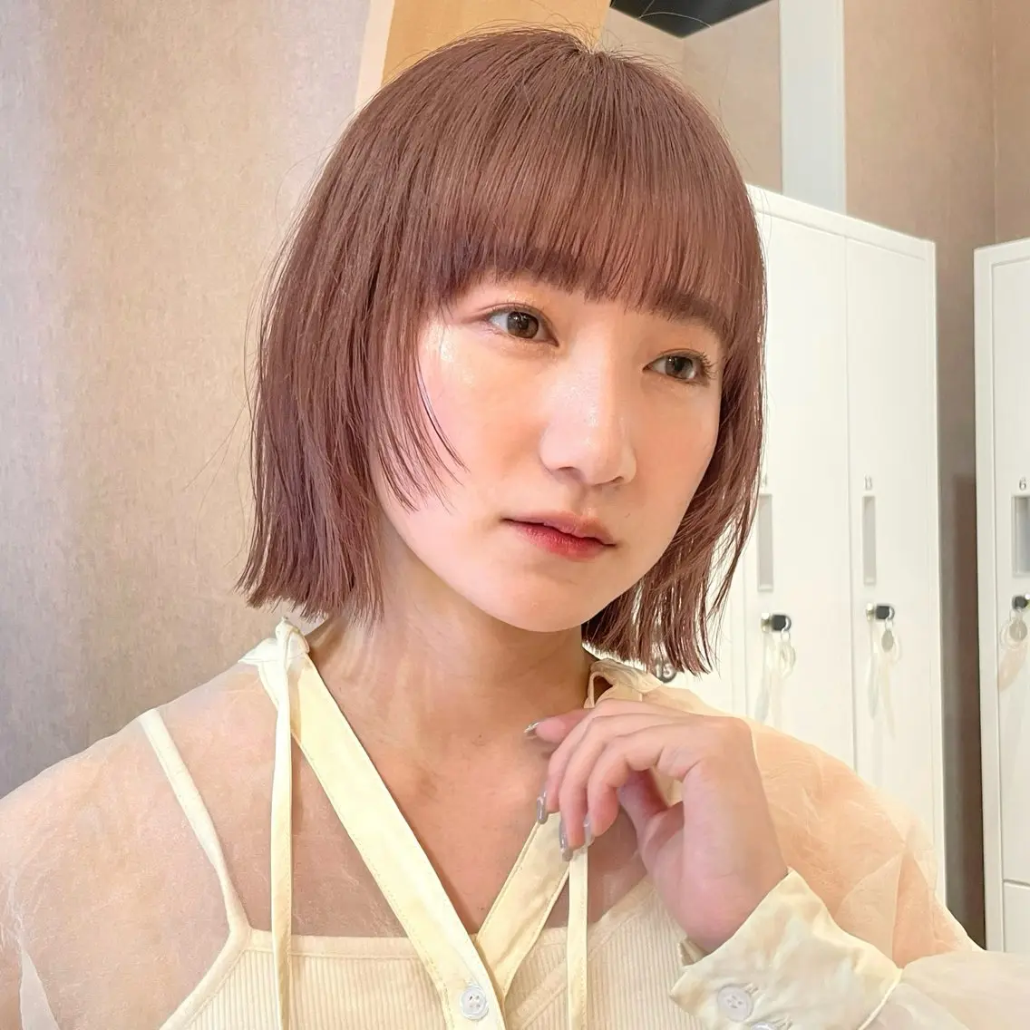ショート カラー ベージュカラー ピンクカラー ピンクベージュ ボブ 顔まわりレイヤー 顔まわり🥨レイヤー /透明感/水口舞奈のヘアスタイル