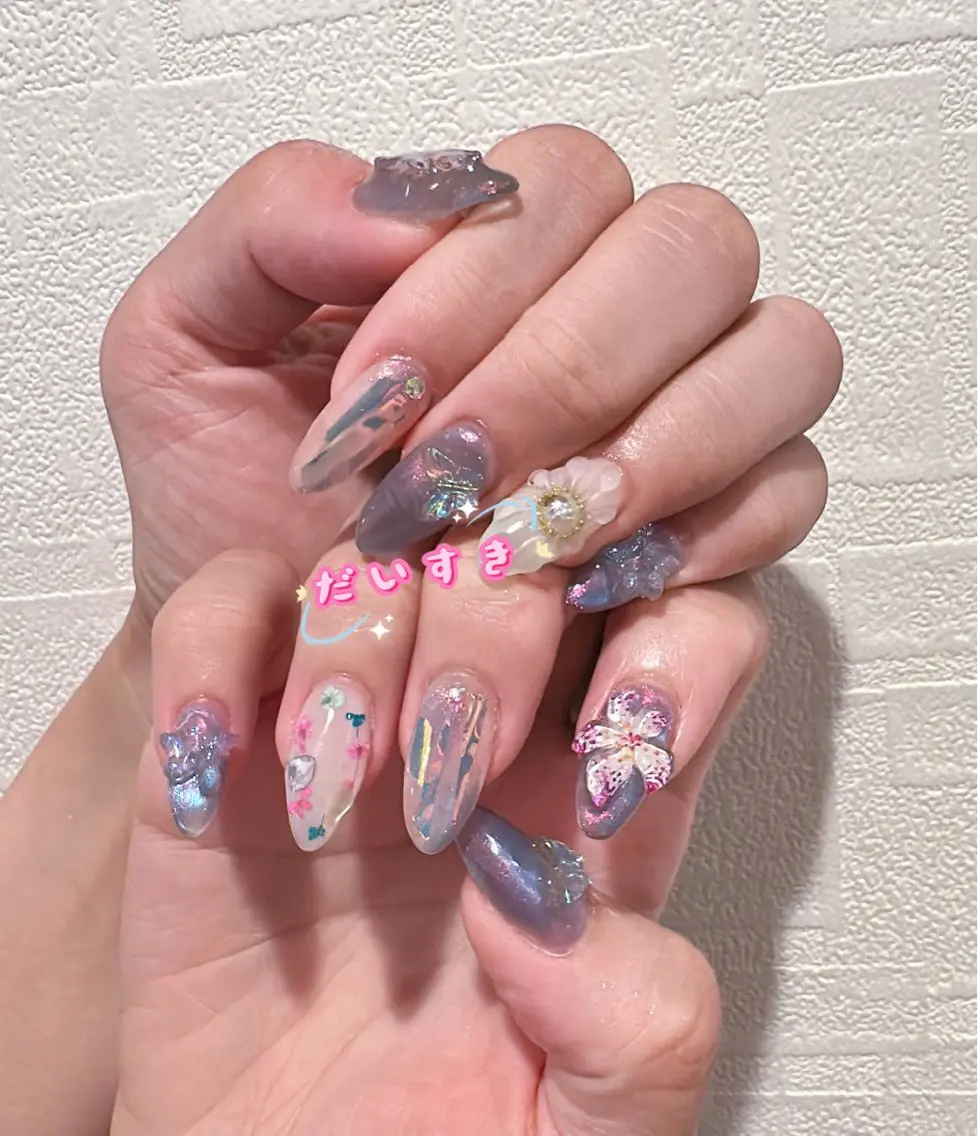 ネイル ハンドネイル Luvia harumiのネイルデザイン