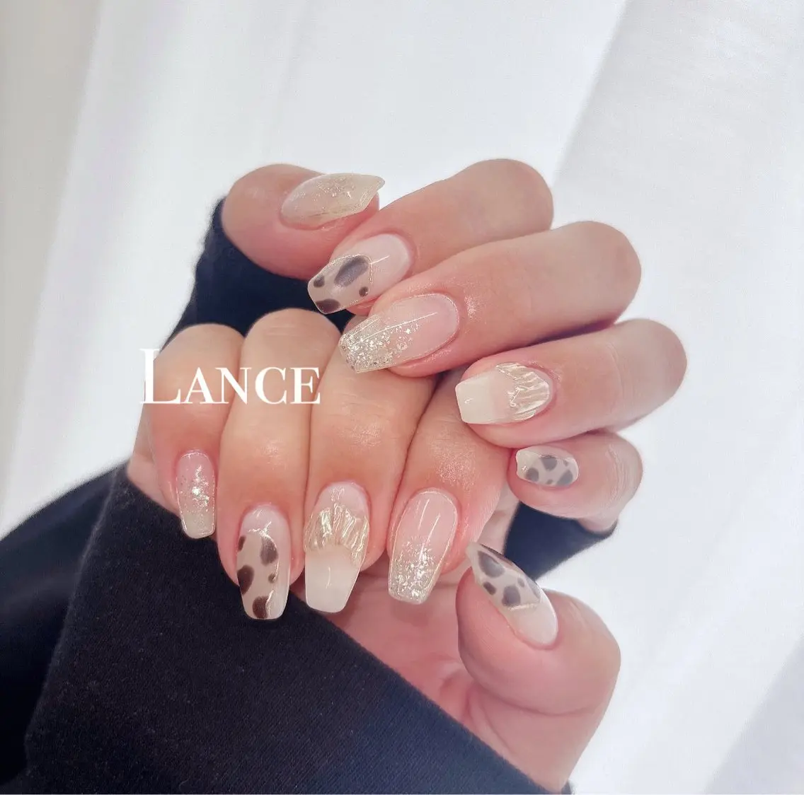 ネイル オーロラネイル フットネイル 氷ネイル・うるうるネイル キラキラネイル 韓国ネイル Lance nailのネイルデザイン