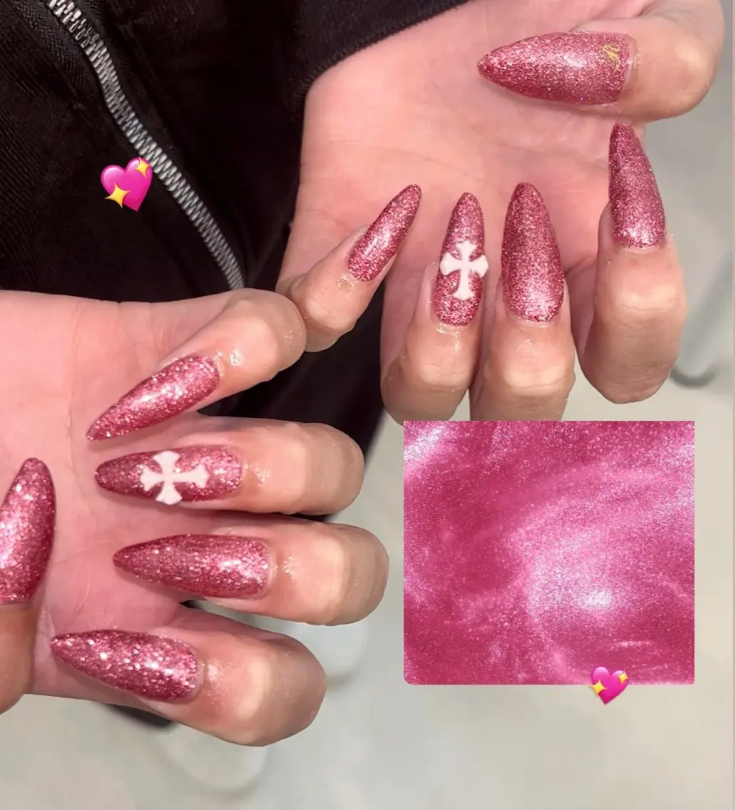 🪽長さ出しワンカラー+パーツ2本付き(オフあり)の写真