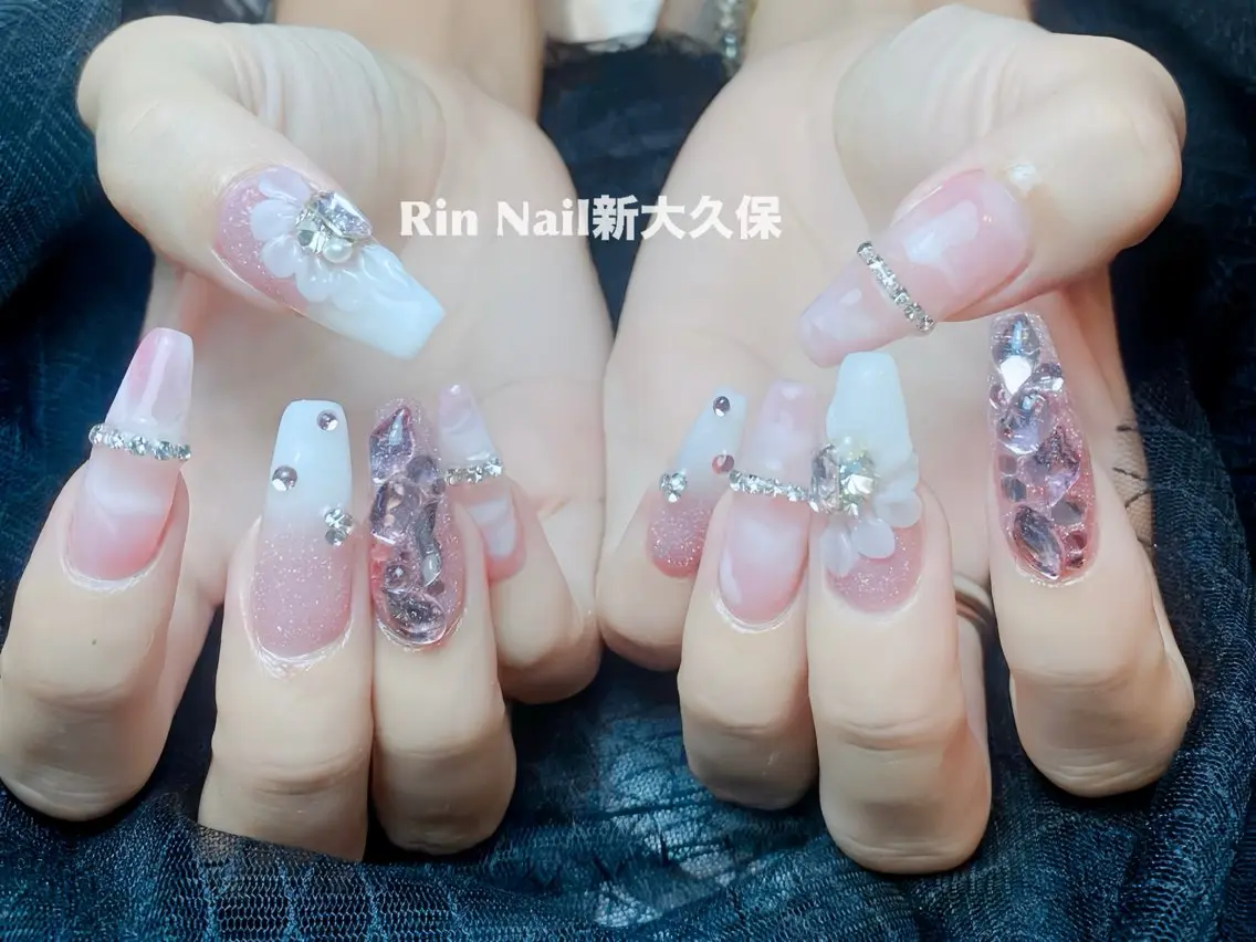 ネイル アートネイル フレンチネイル ジェルネイル 韓国ネイル ミラーネイル Rin Nail 新大久保店のネイルデザイン
