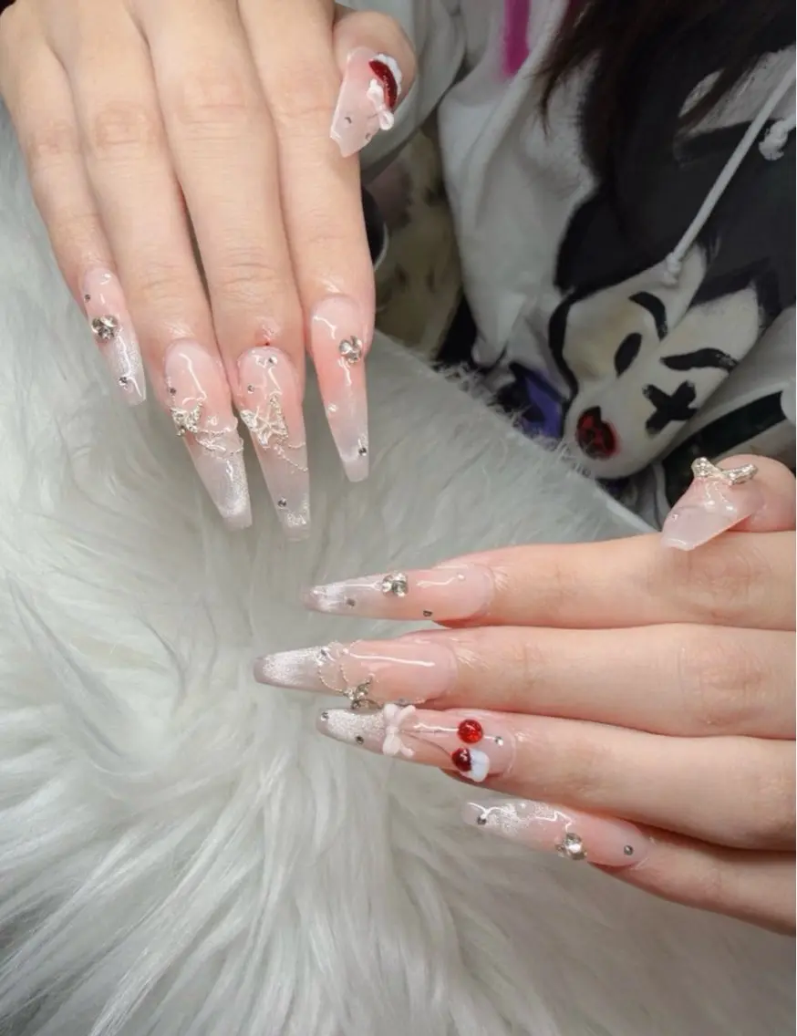ネイル フレンチネイル グラデーション 韓国ネイル マグネットネイル ミラーネイル REI nailのネイルデザイン