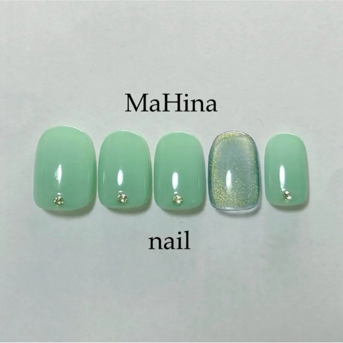 ネイル ジェルネイル キラキラネイル マグネットネイル ワンカラーネイル シンプルネイル Le Vernis MaHina・まひなのネイルデザイン