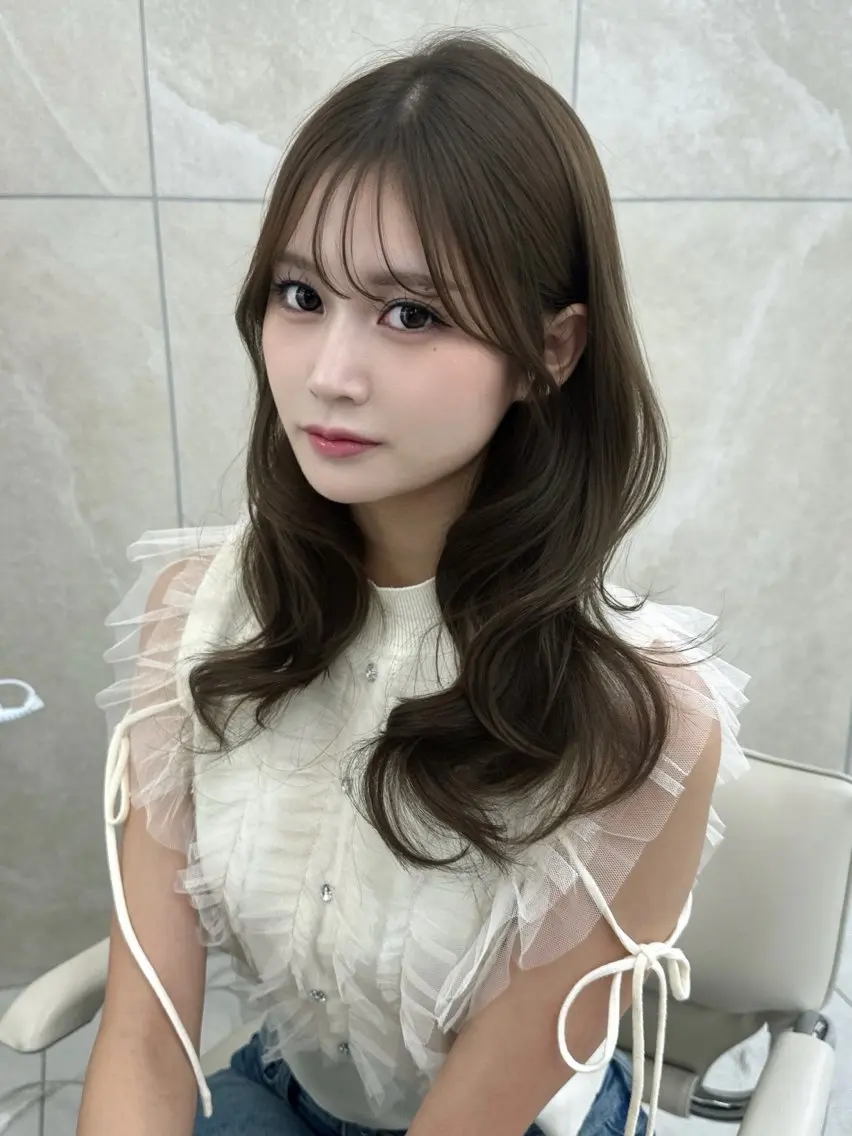 セミロング カラー ヘアカラー 🍑韓国風レイヤー 🍑莉子のヘアスタイル